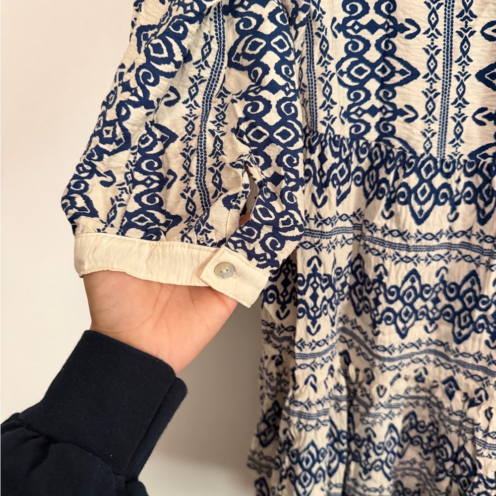 Blue and White Patterned Dress - Picture 4 of 4